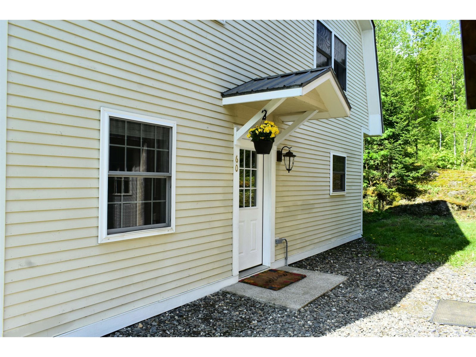 60 Hampshire Hill Road