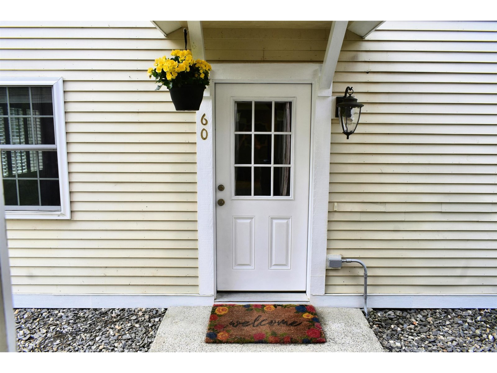 60 Hampshire Hill Road