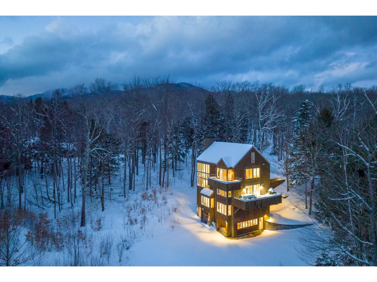 60 Hemlock Road, Stowe