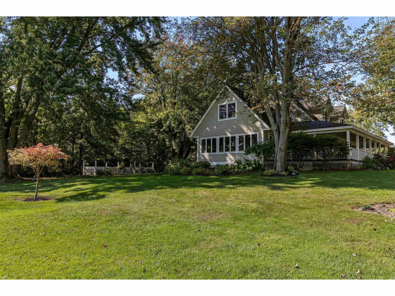 60 Holiday Point Road