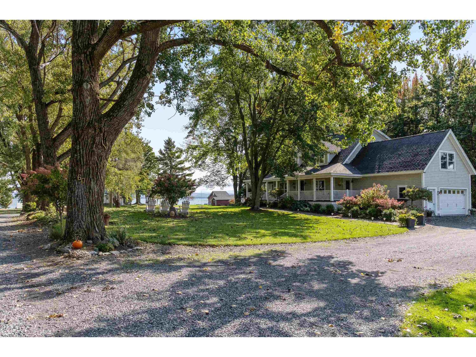 60 Holiday Point Road