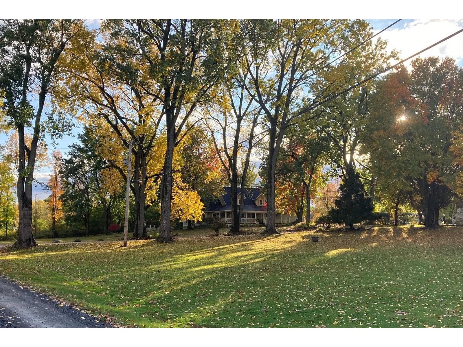 60 Holiday Point Road