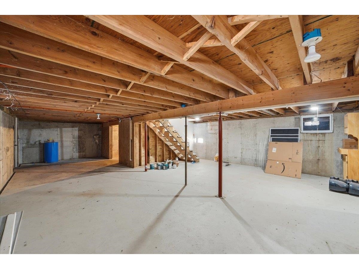 60 Holiday Point Road