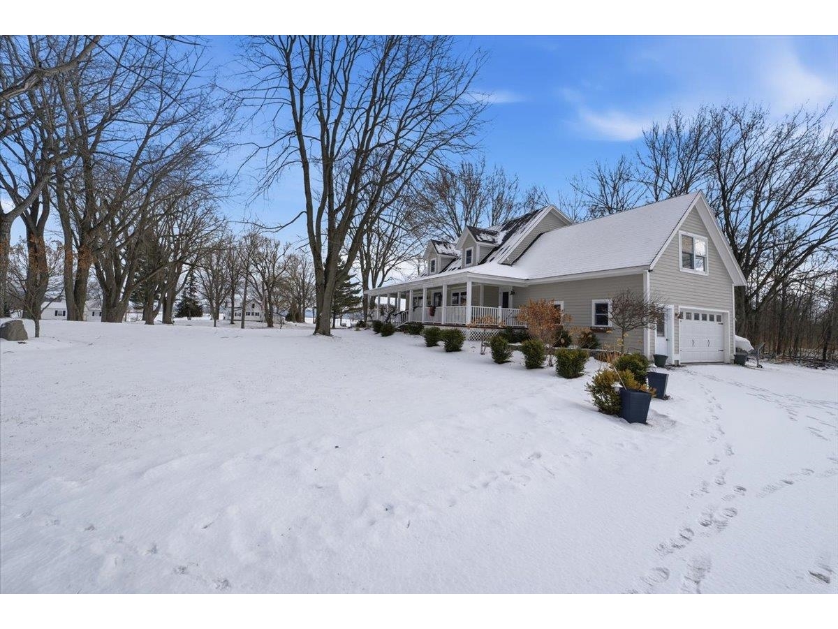 60 Holiday Point Road