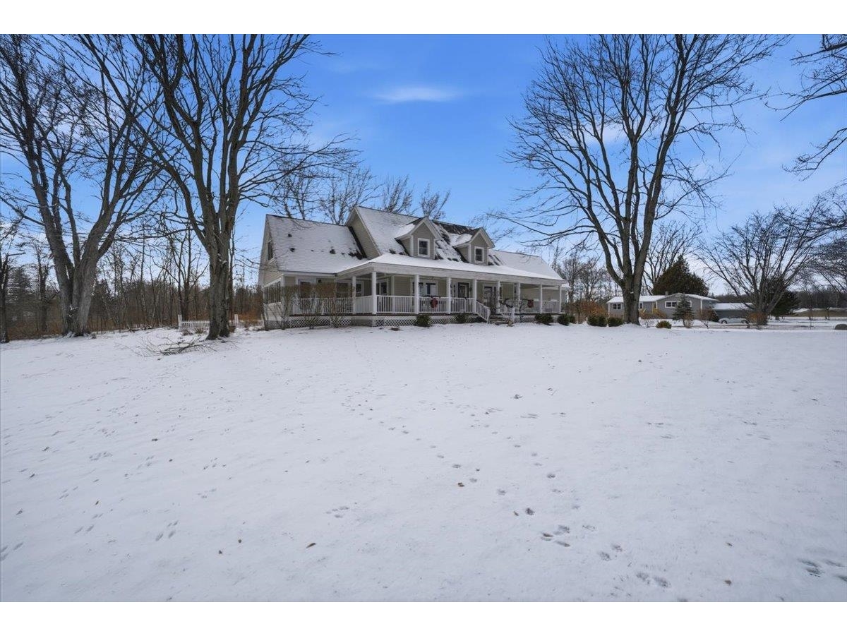 60 Holiday Point Road