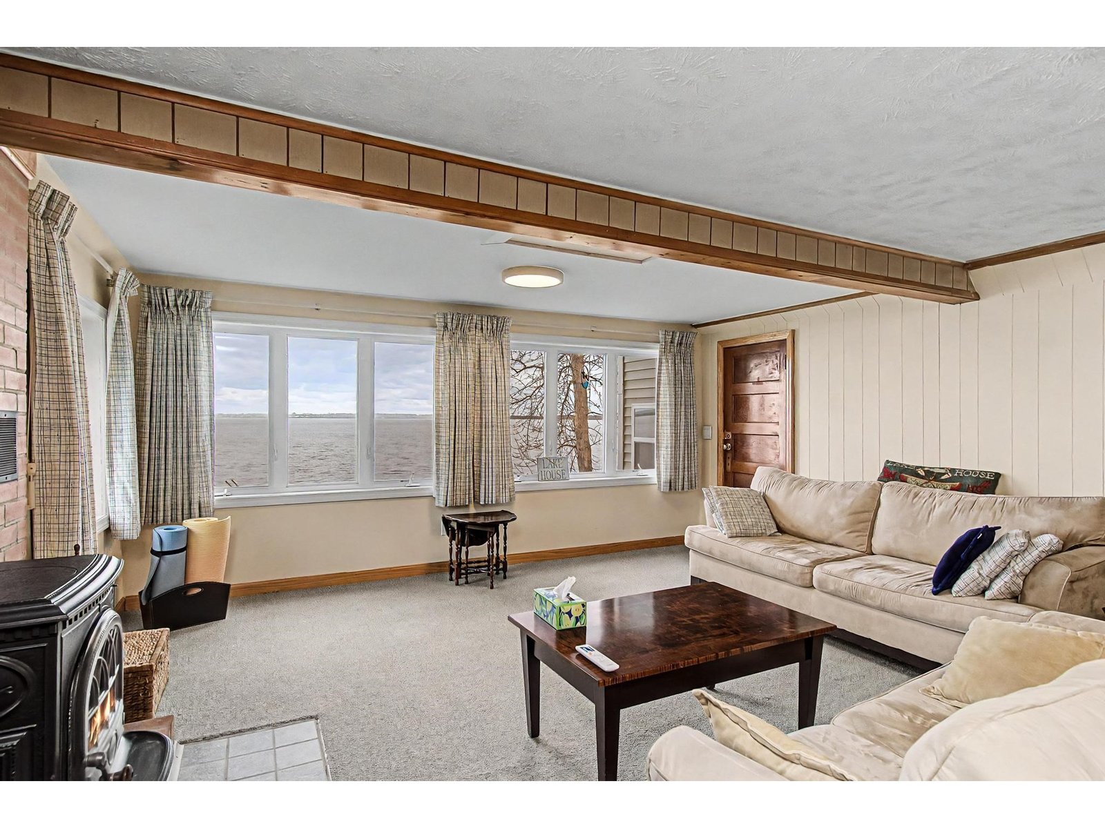 60 Maquam Shore Road
