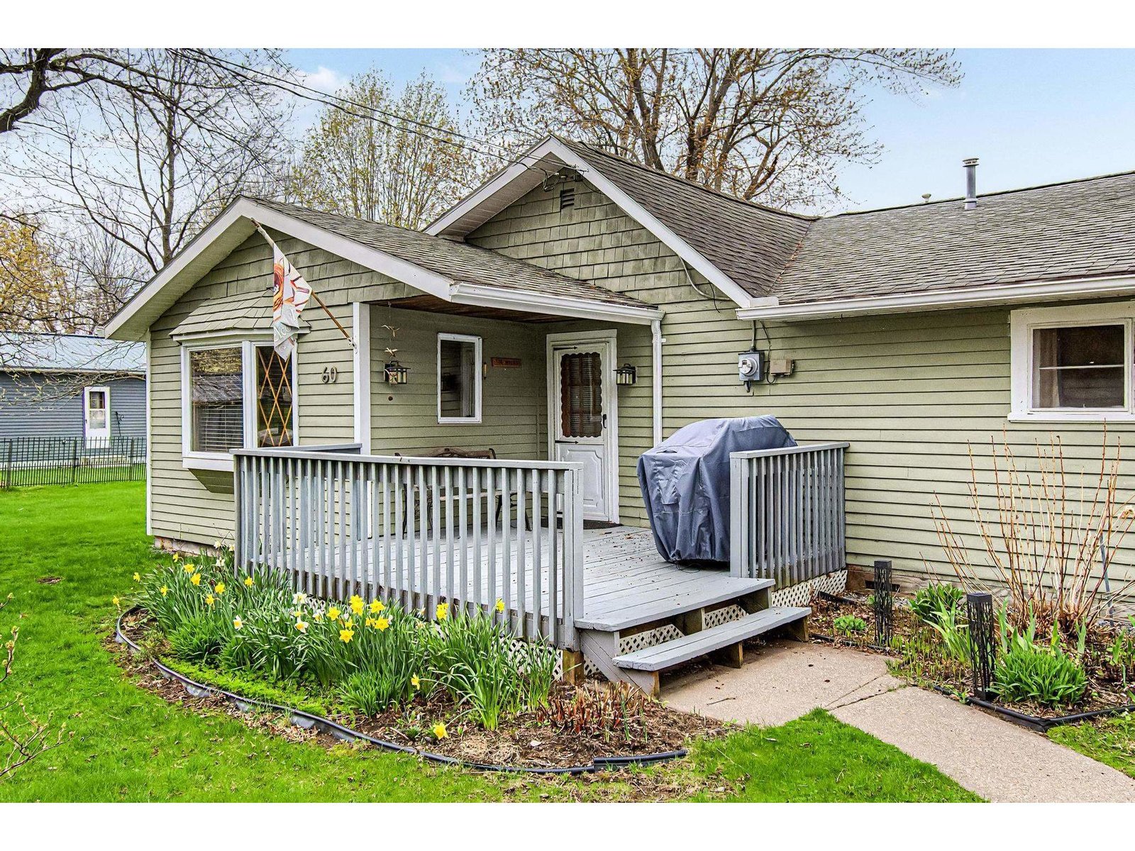 60 Maquam Shore Road