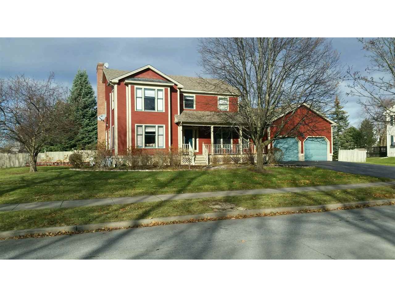 60 Moss Glen Lane