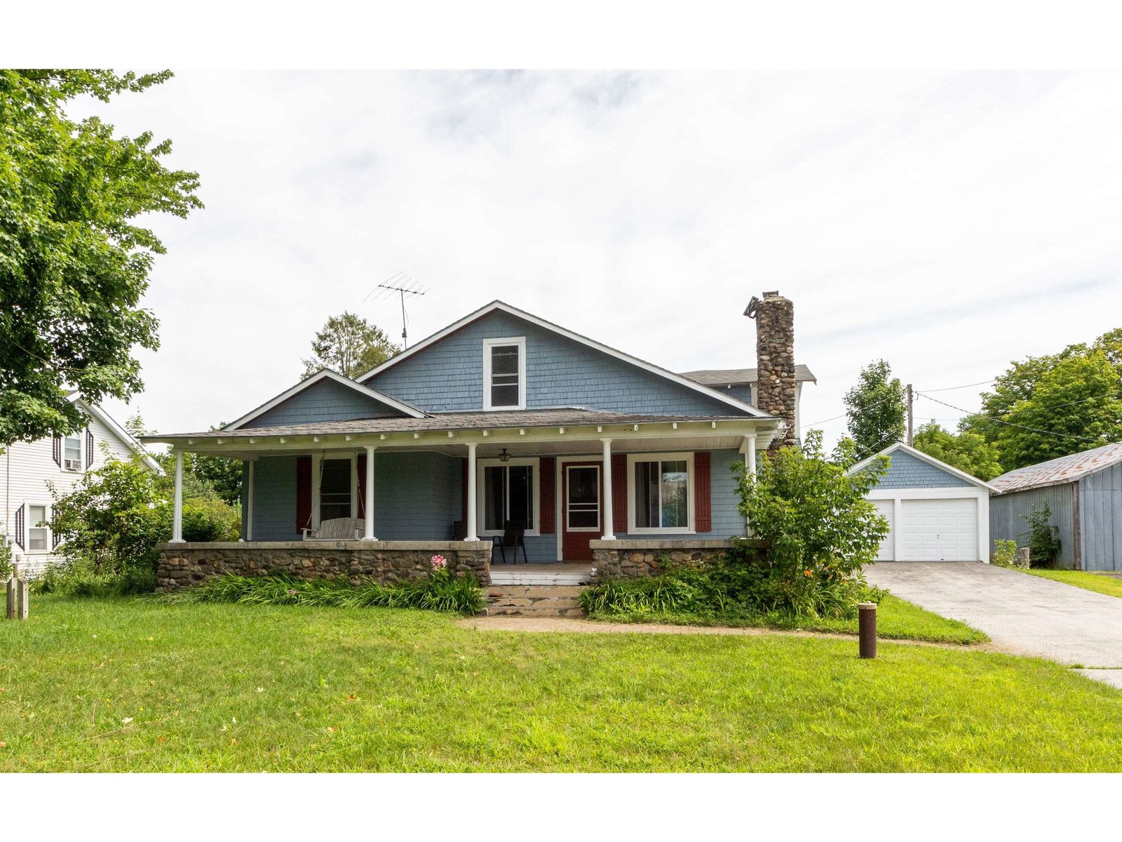 60 Saint Armand Road