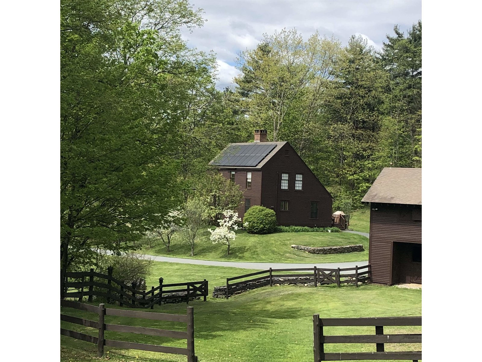 60 Spencer Hollow Road