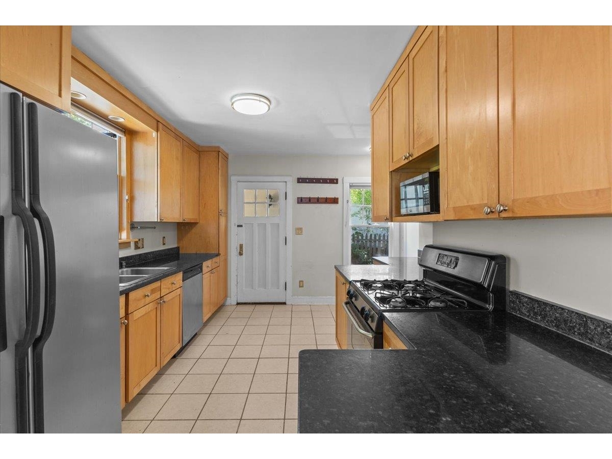 60 University Terrace