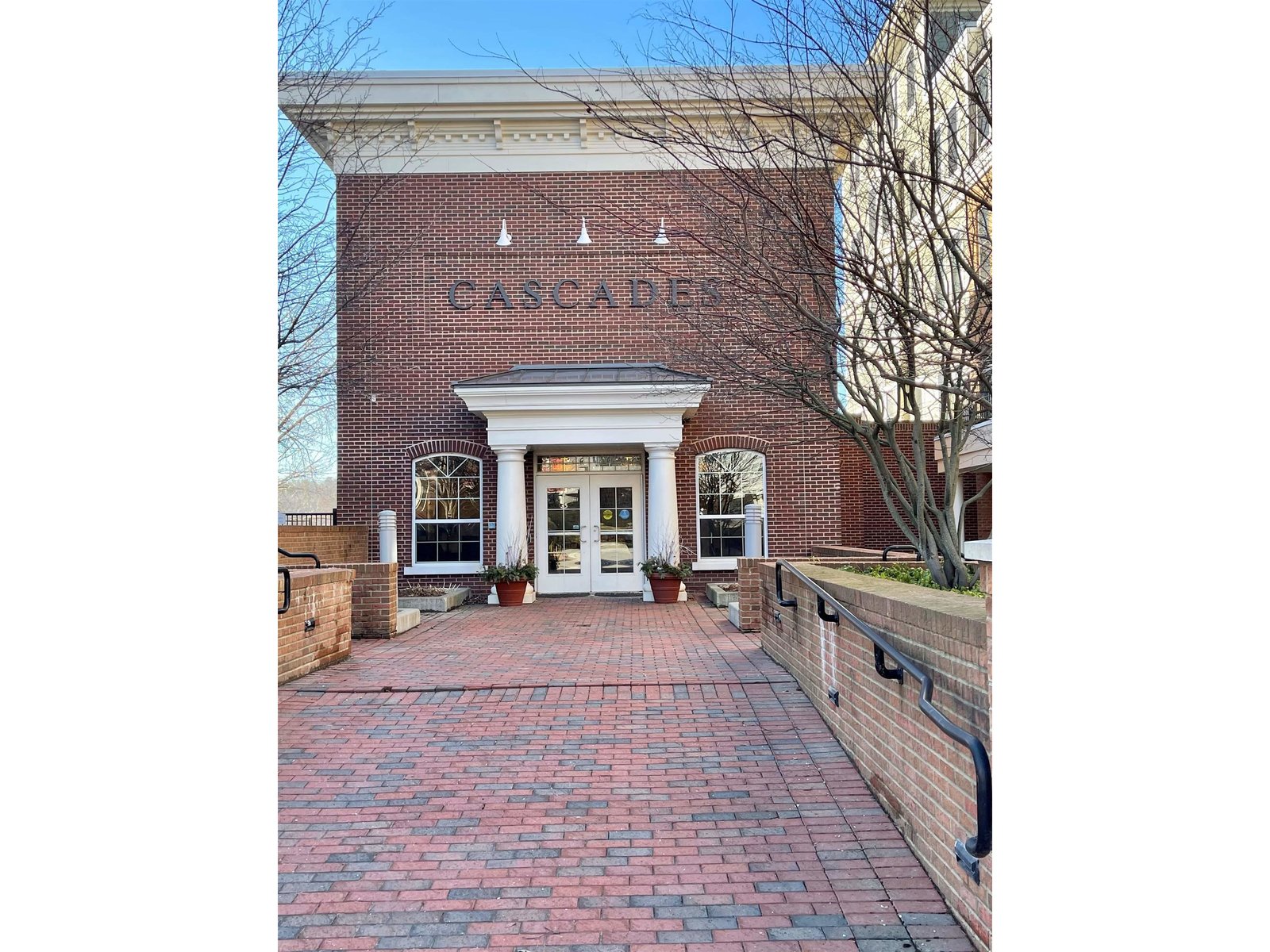 60 Winooski Falls Way, Unit 1205