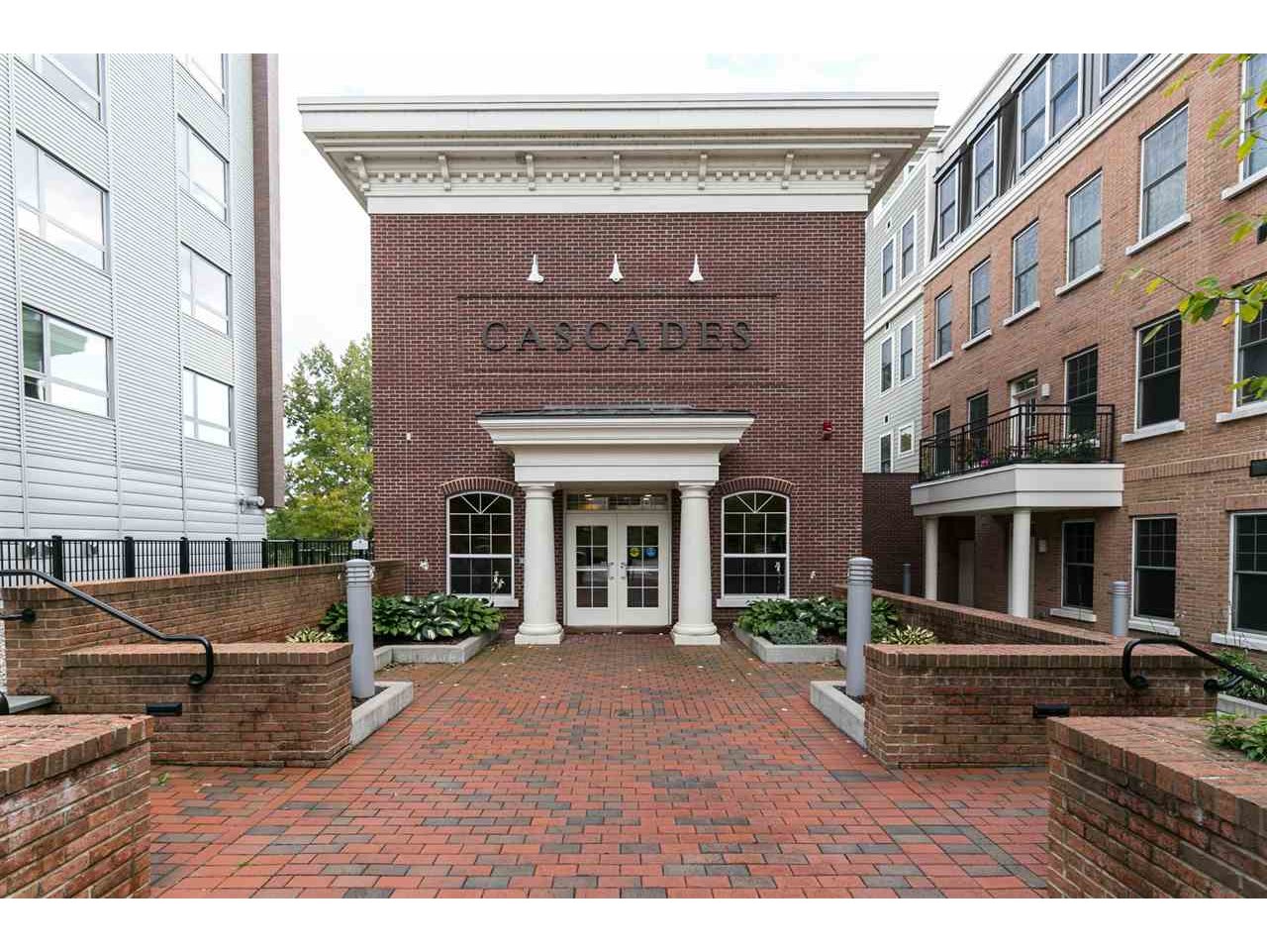 60 Winooski Falls Way, Unit 1211