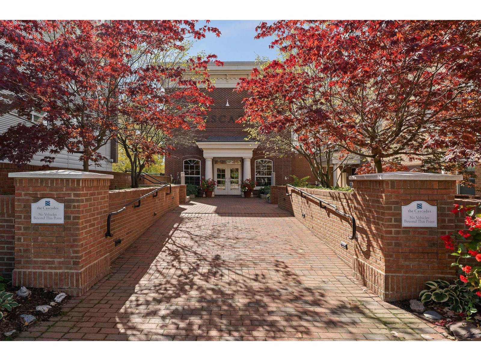 60 Winooski Falls Way, Unit 1212