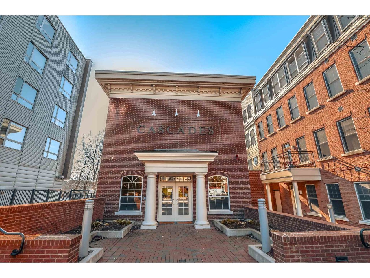 60 Winooski Falls Way, Unit 1214