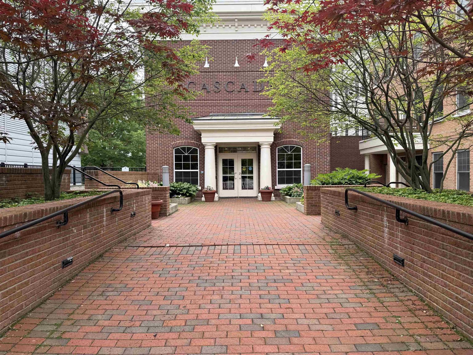 60 Winooski Falls Way, Unit 1217