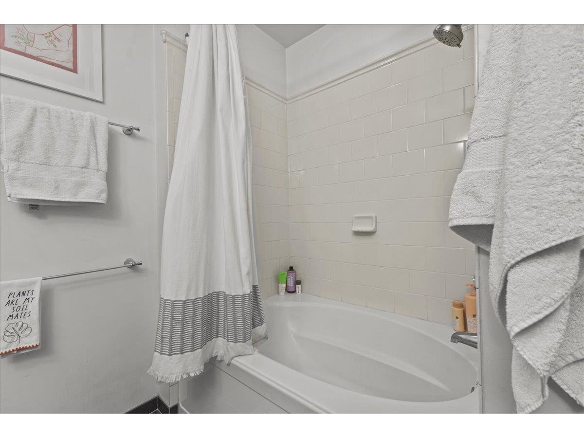 60 Winooski Falls Way, Unit 1315