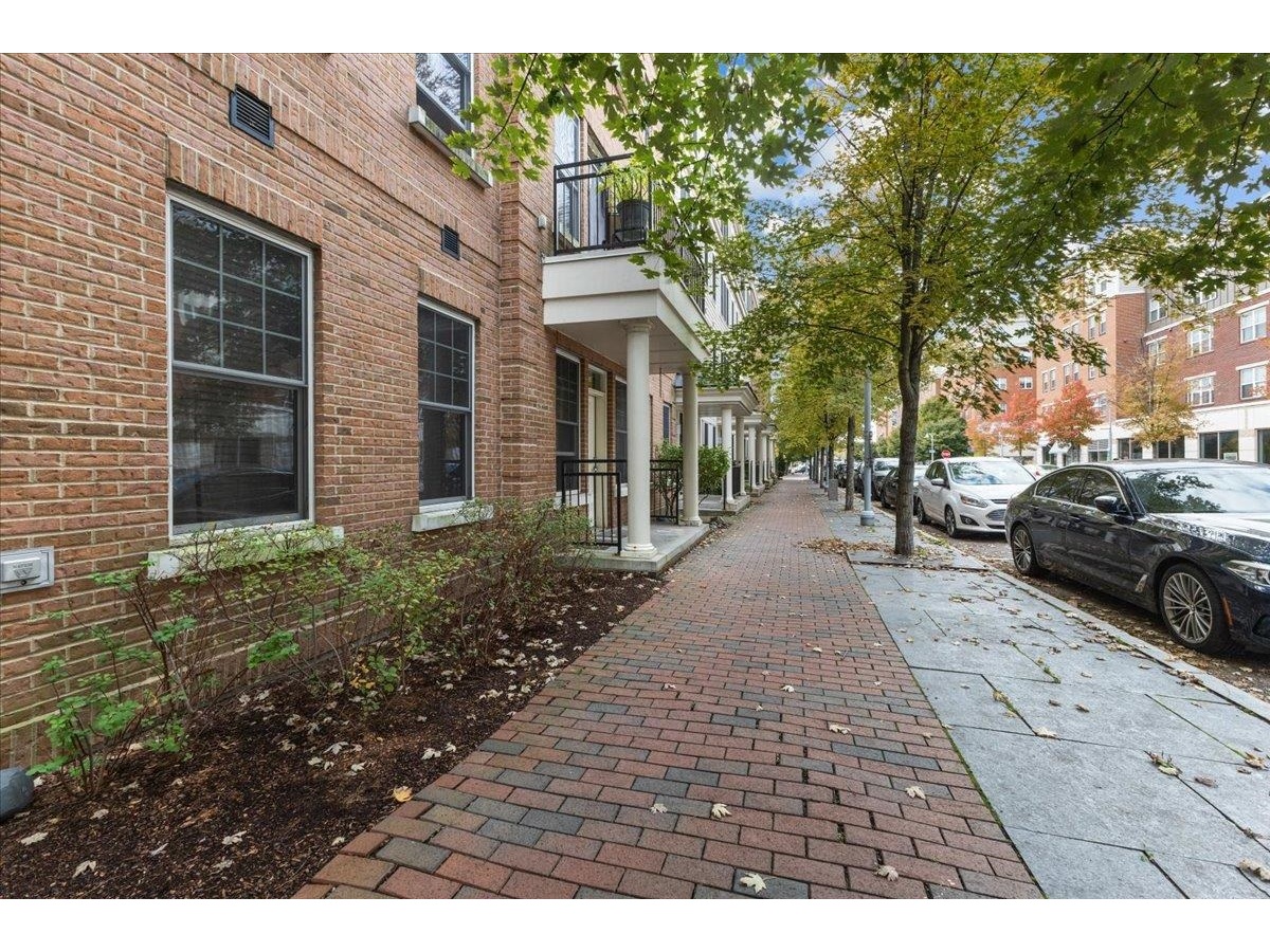 60 Winooski Falls Way, Unit 1315
