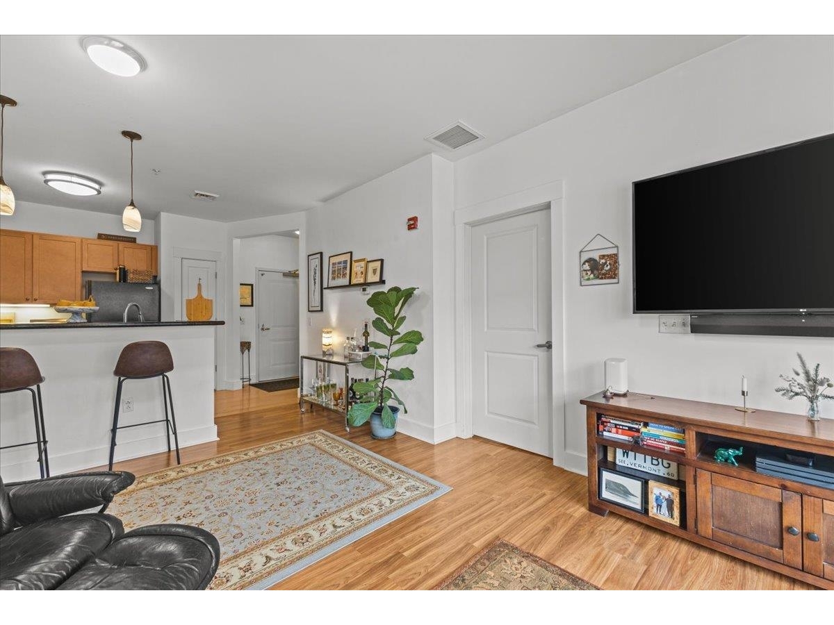 60 Winooski Falls Way, Unit 1315