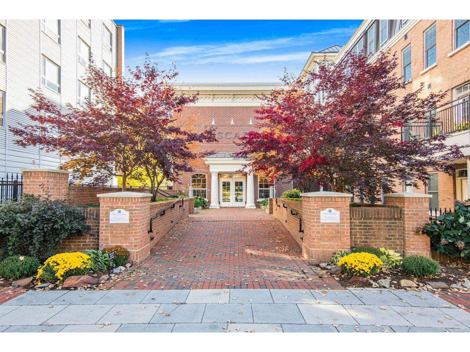 60 Winooski Falls Way, Unit 1402