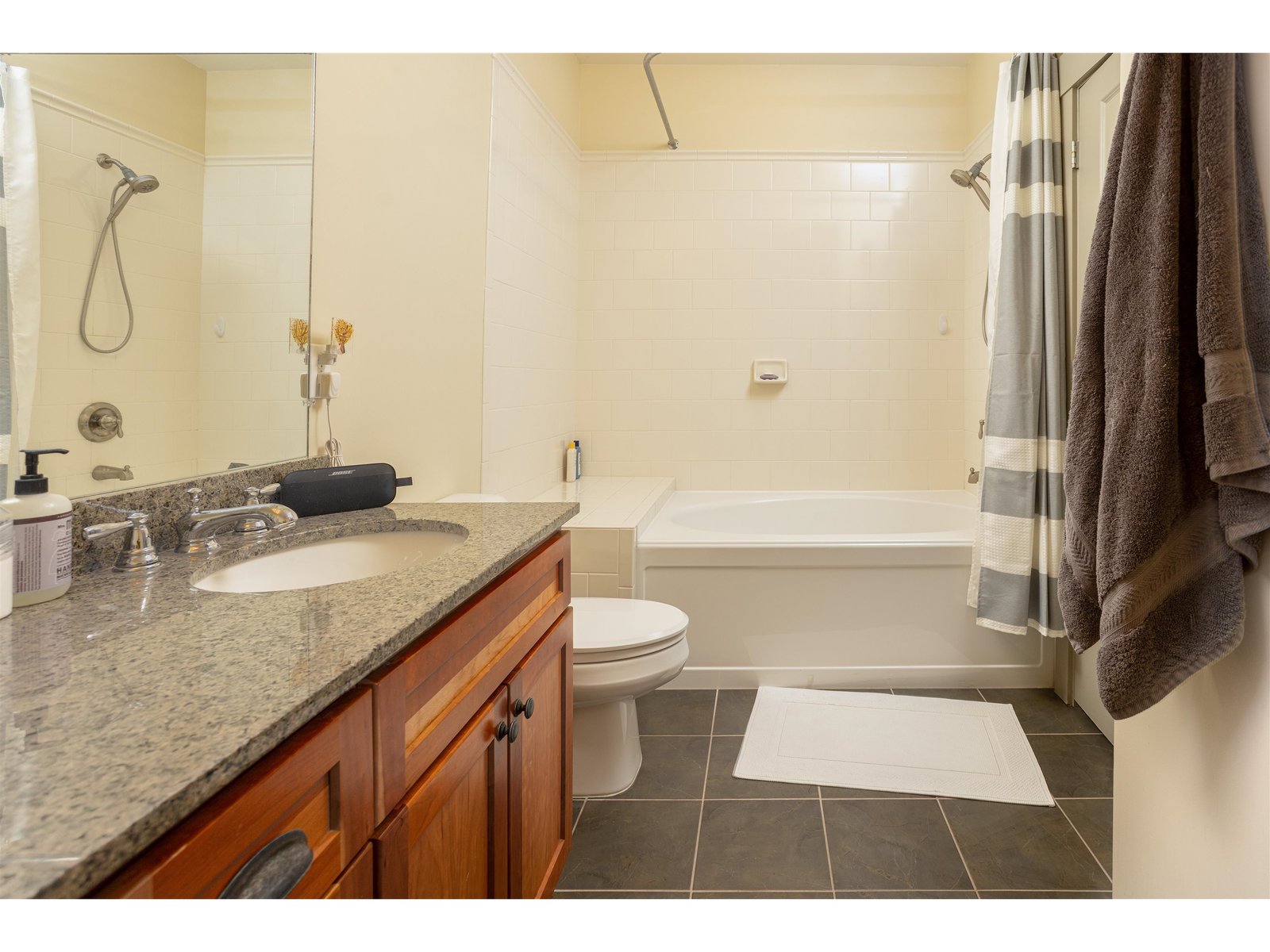 60 Winooski Falls Way, Unit 1404