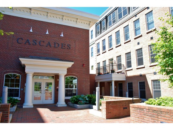 60 Winooski Falls Way, Unit 1202