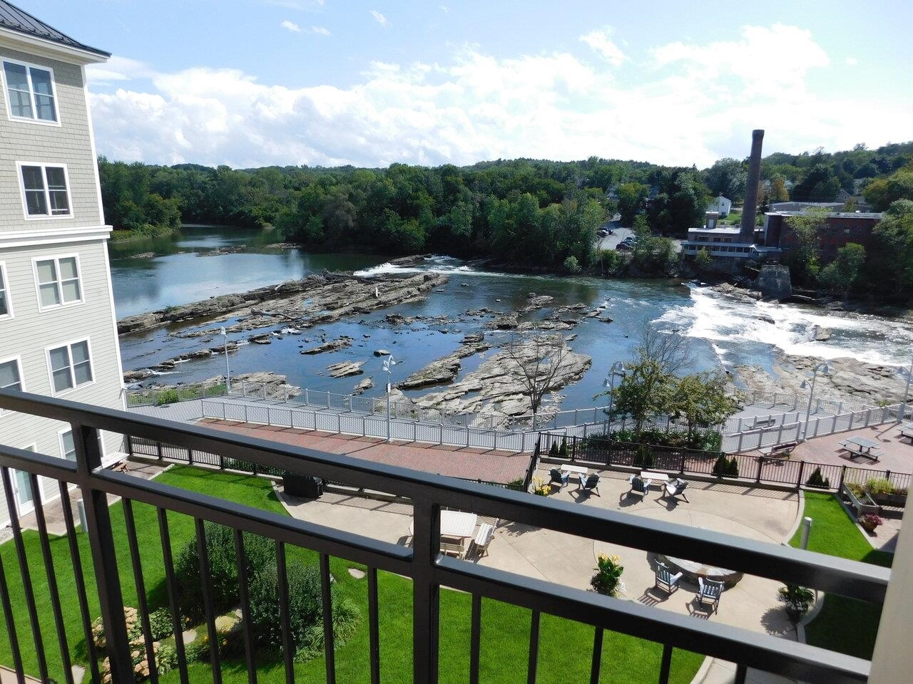 60 Winooski Falls Way, Unit 1407