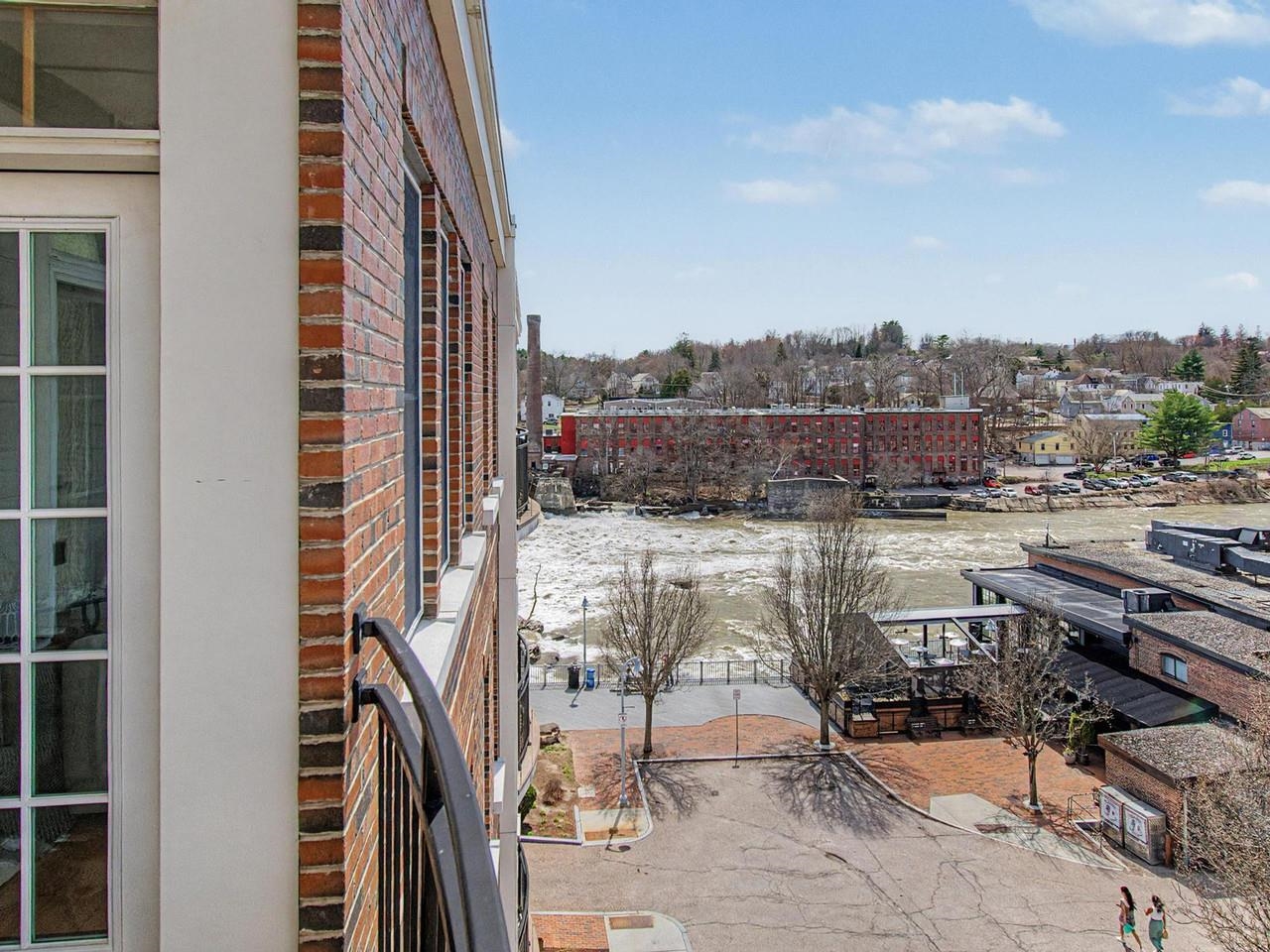 60 Winooski Falls Way, Unit 1412