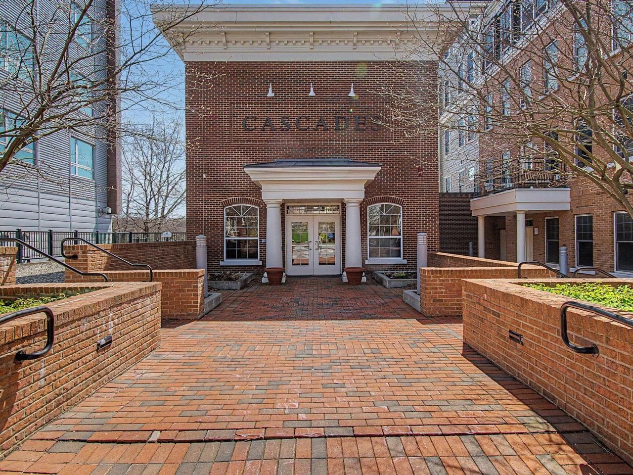 60 Winooski Falls Way, Unit 1412
