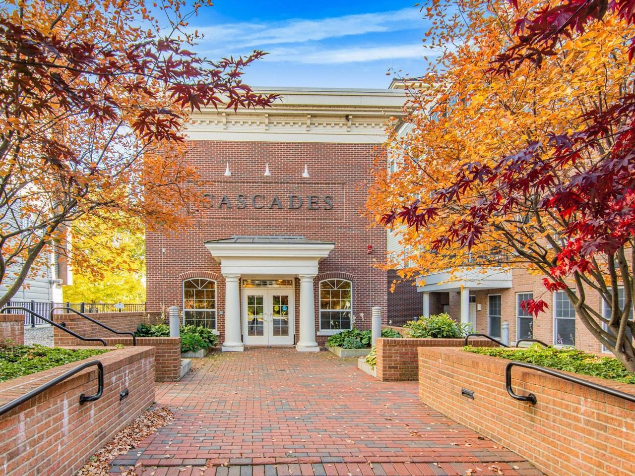 60 Winooski Falls Way, Unit 1412