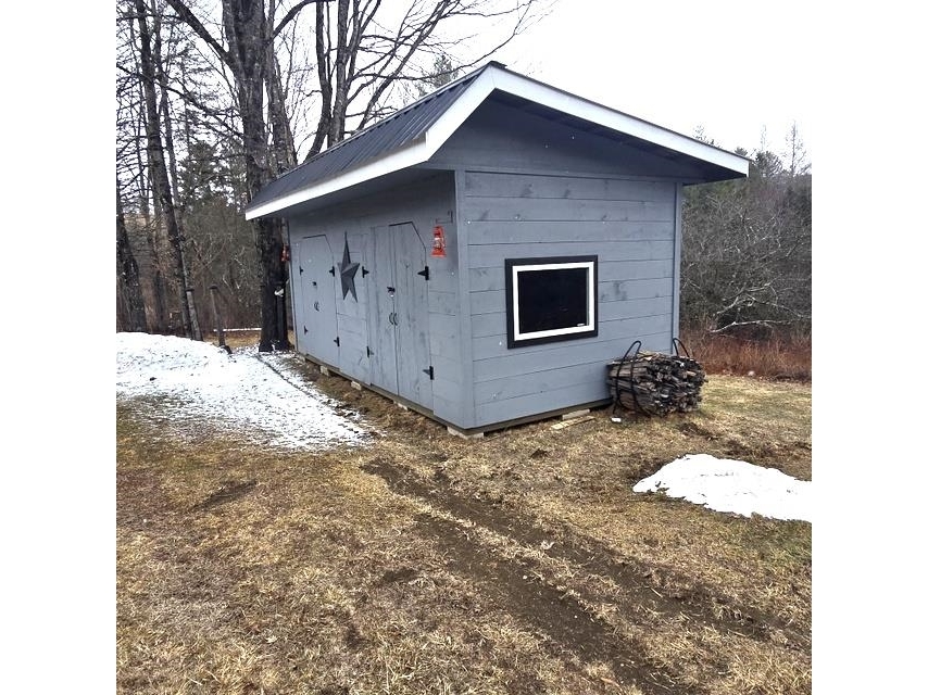 600 White School Road