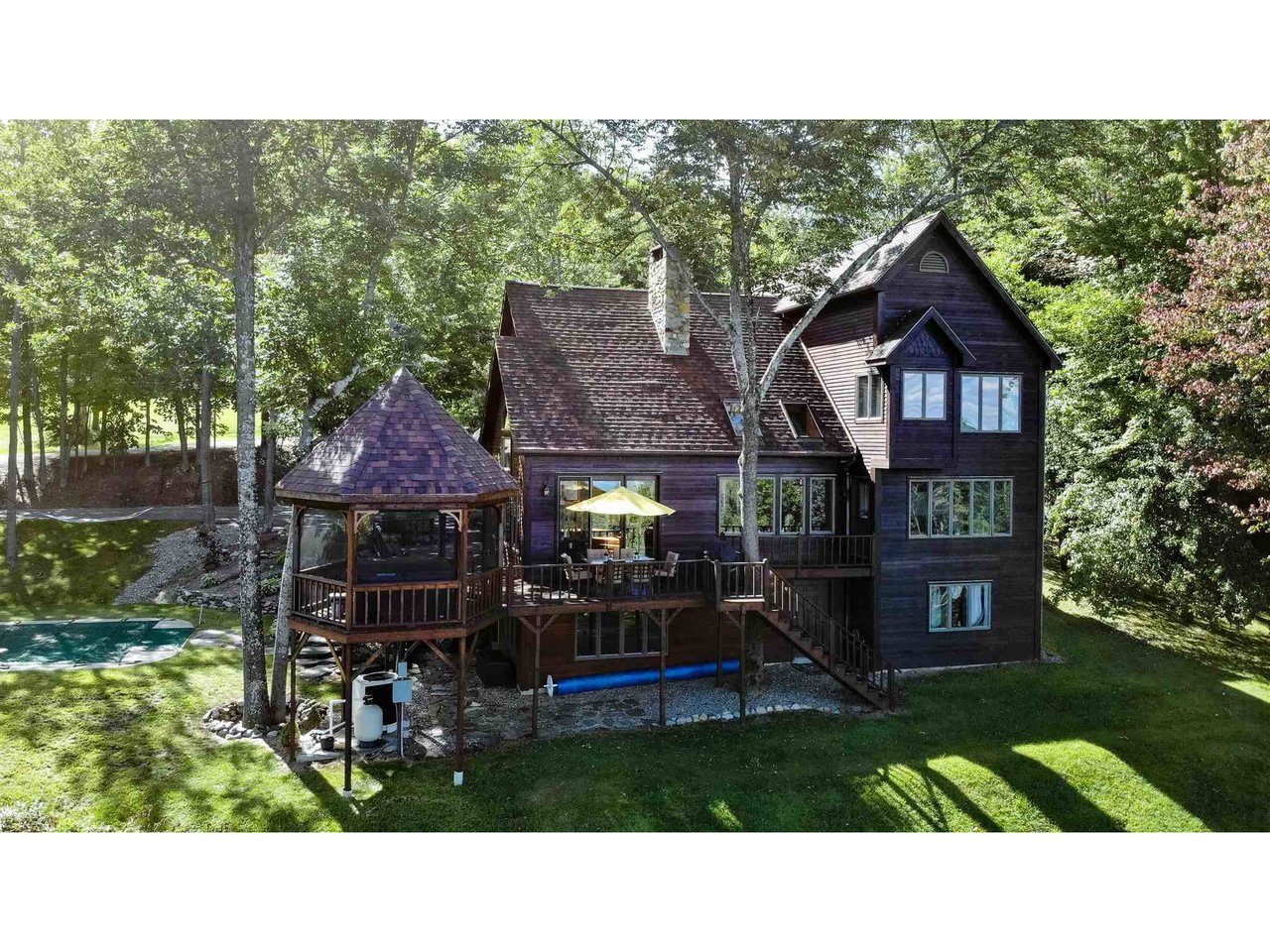 6008 Lake Road