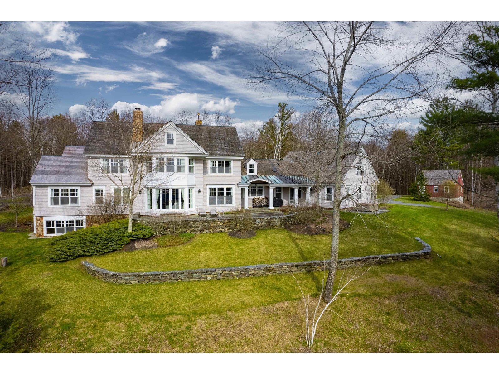 601 Sarum Hill Lane