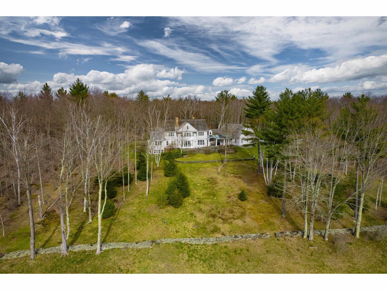 601 Sarum Hill Lane