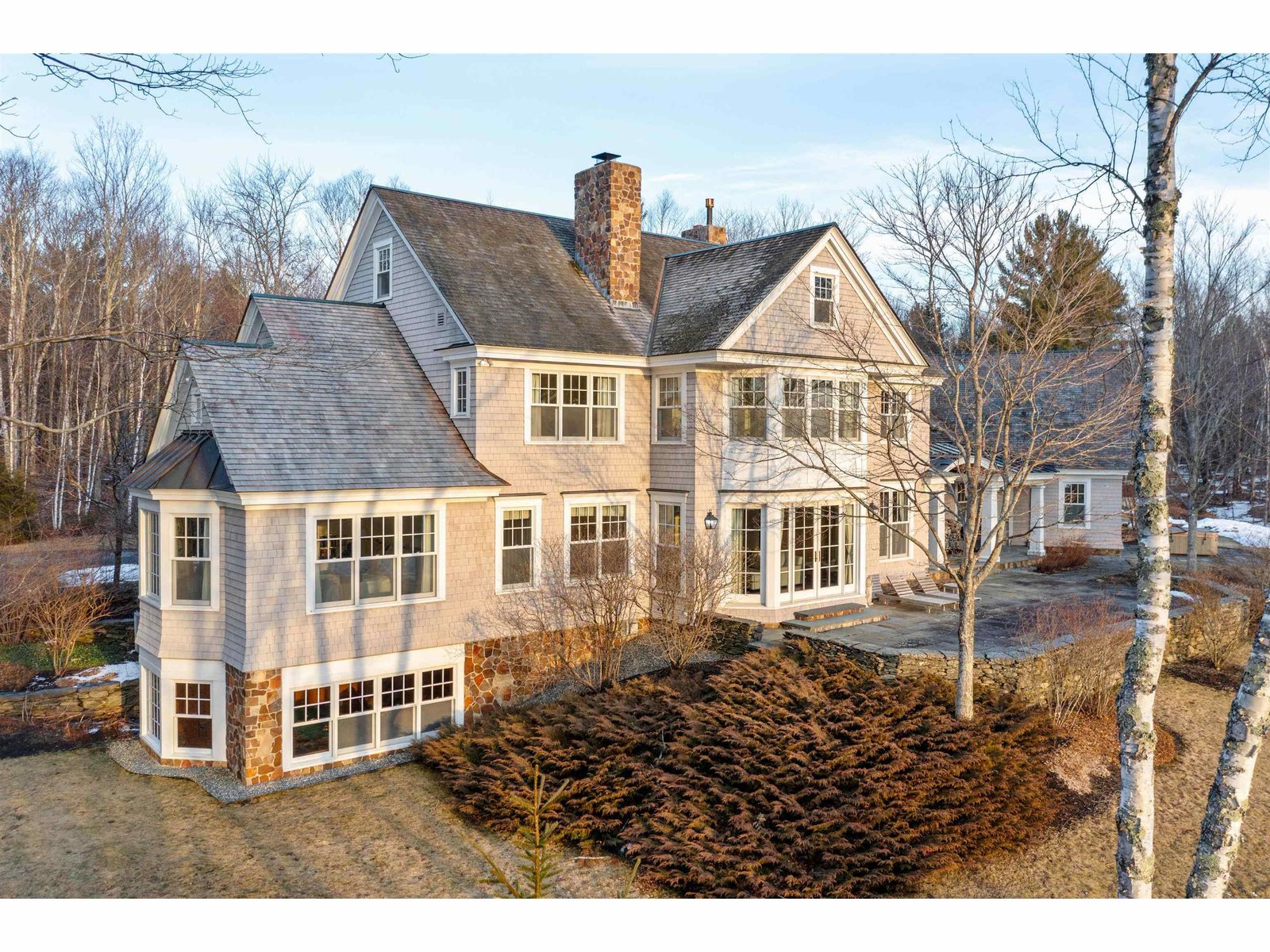 601 Sarum Hill Lane