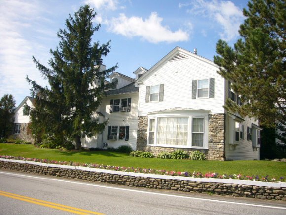 6047 Mountain Rd, Unit 5