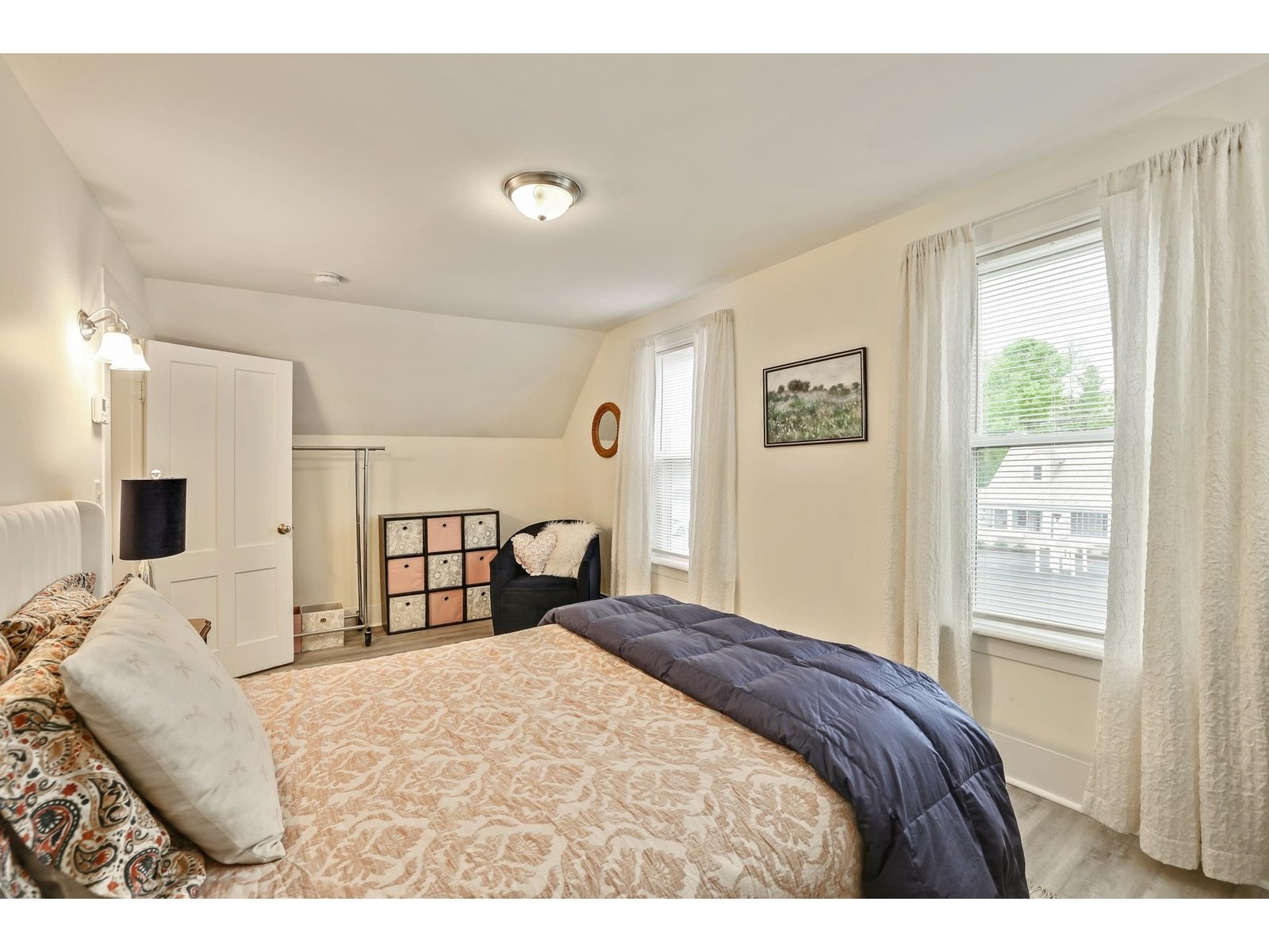 608 East Main Street