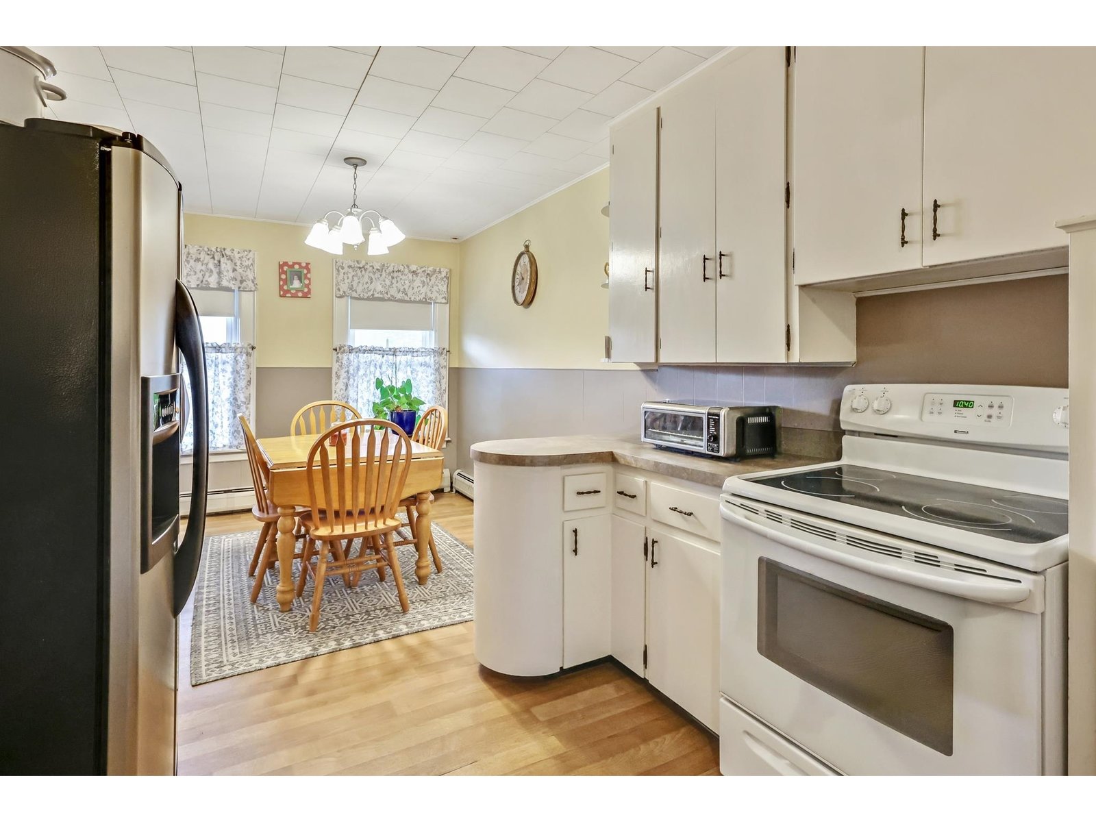 608 East Main Street