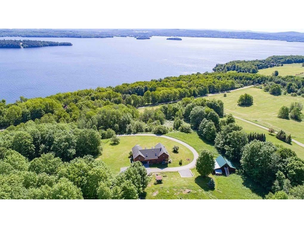 6095 Lake Road