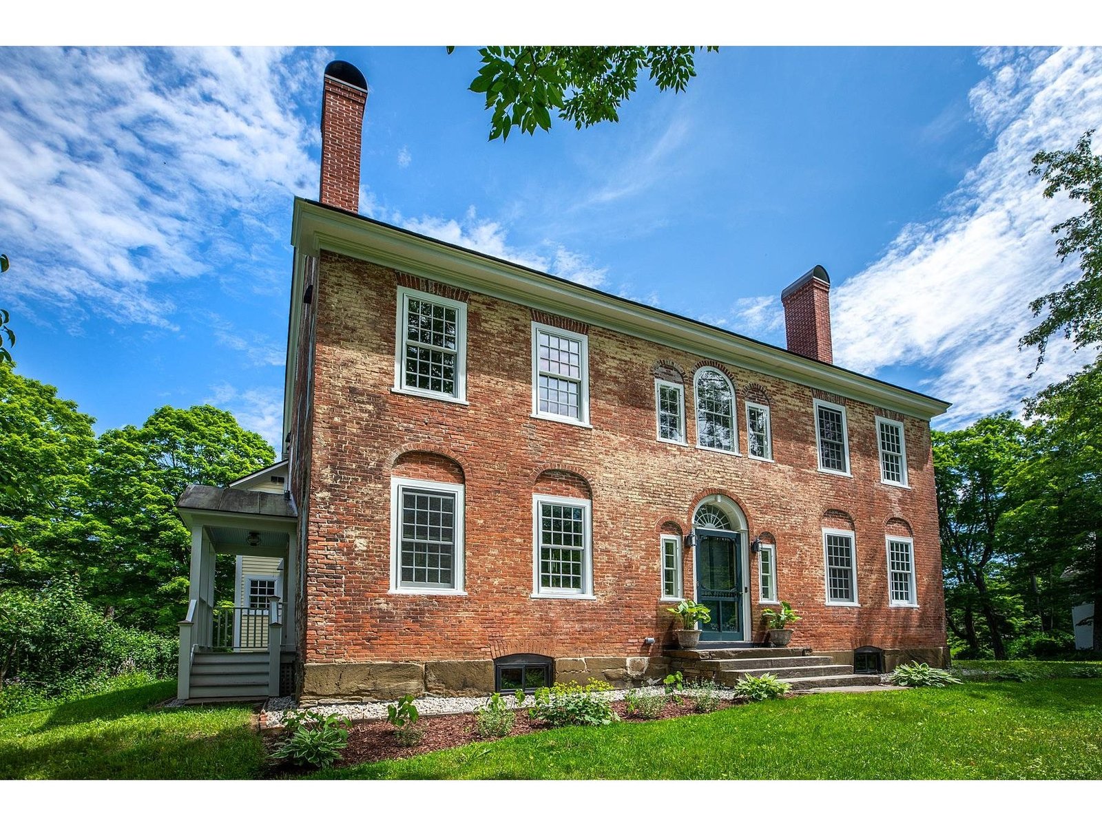 61 Academy Circle