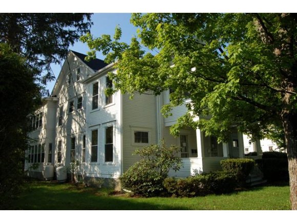61 College Street, Unit 1F