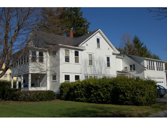 61 College Street, Unit 1F