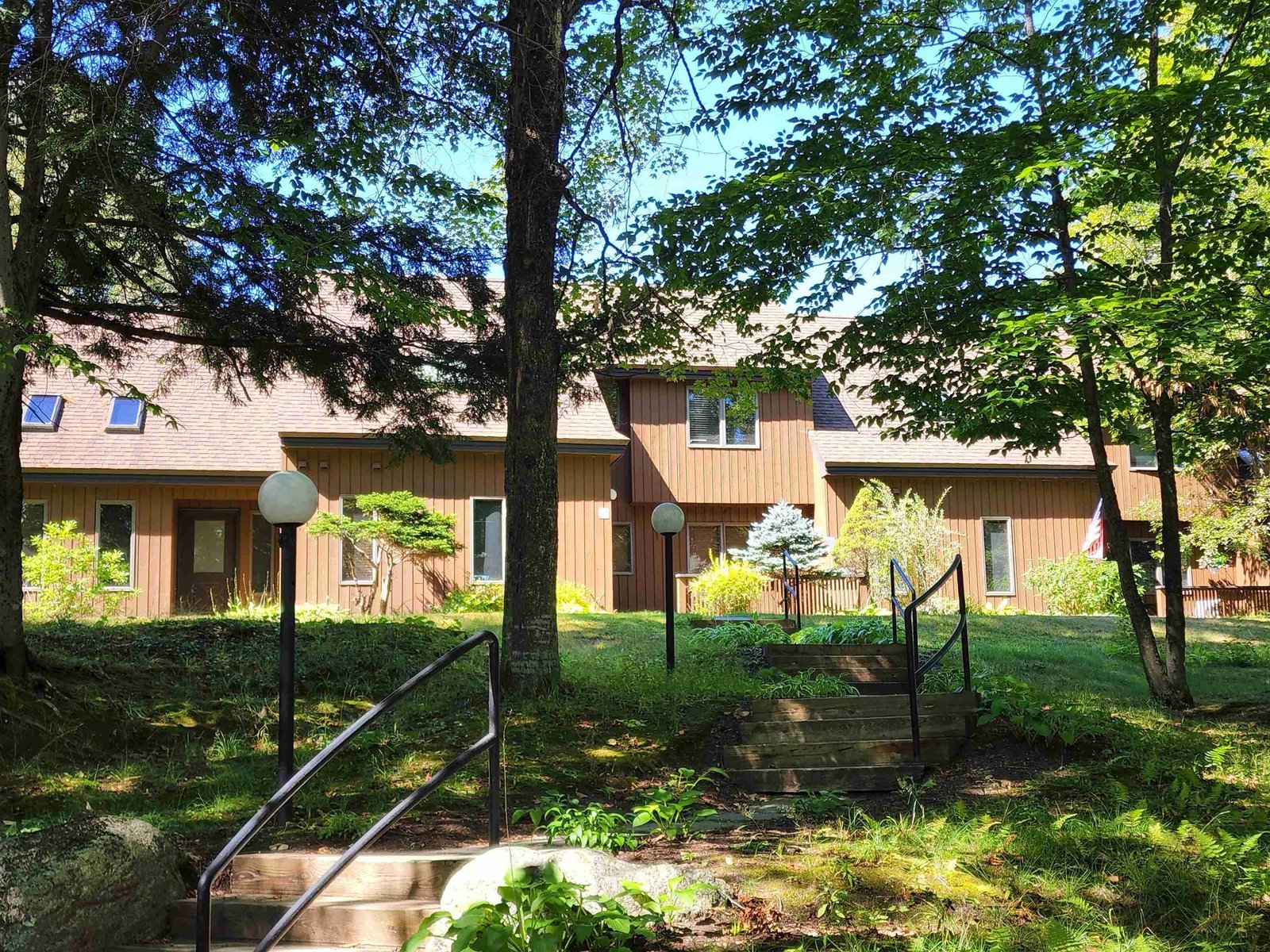 61 Garden Road, Unit #63