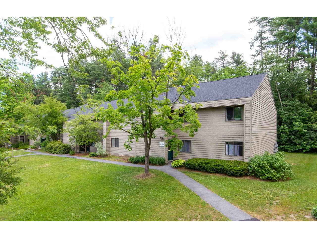 61 Hawthorne Circle, South Burlington