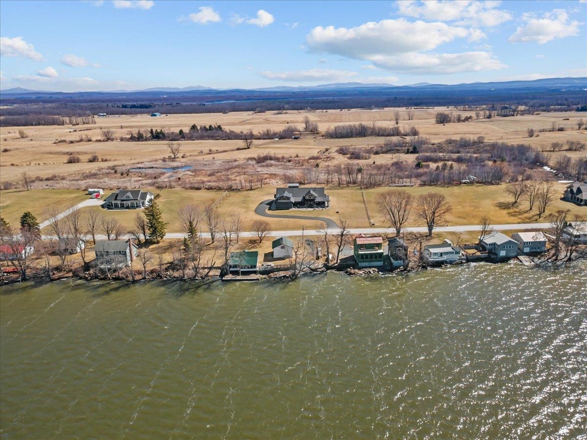 61 Lakewood Drive