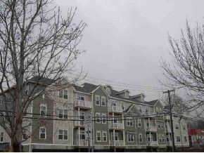61 Pearl St. #A10, Unit 10