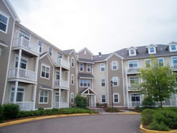 61 Pearl ST, Unit A-16