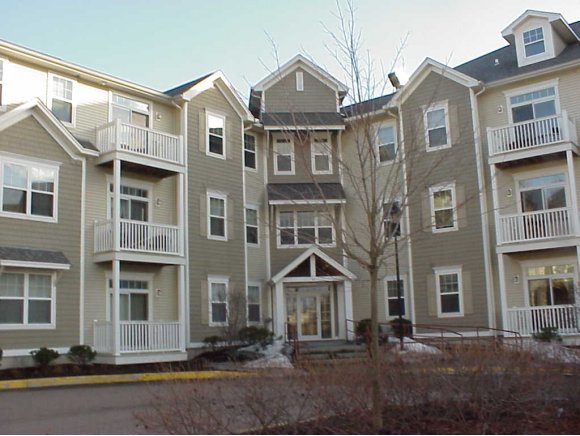 61 Pearl ST, Unit 40