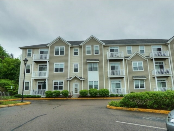 61 Pearl Street, Unit 8