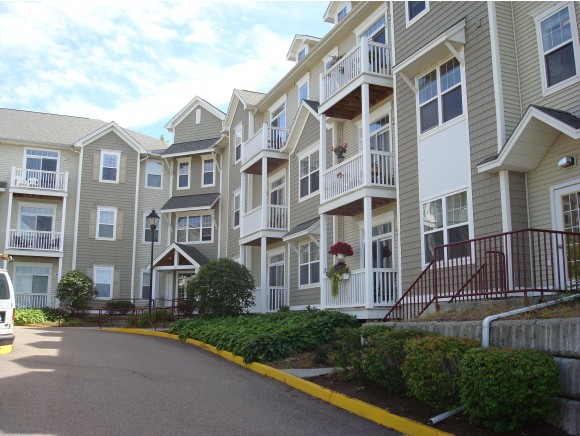 61 Pearl, Unit 4